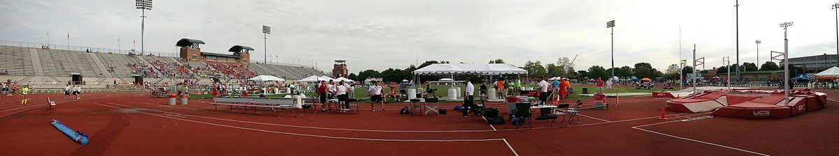 OHSAASports's tweet image. 2016 #OHSAA State Track &amp;amp; Field Tournament begins today at JOMS! Coverage/Live Results: bit.ly/24mhHrS