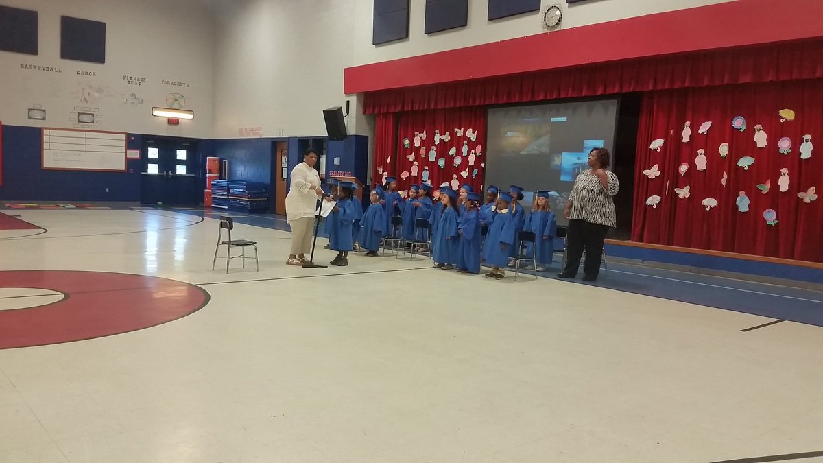 courtwrightmr's tweet photo. @Vlgamble starting preK celebration! @FITinEDU https://t.co/lBtg1NLgcs