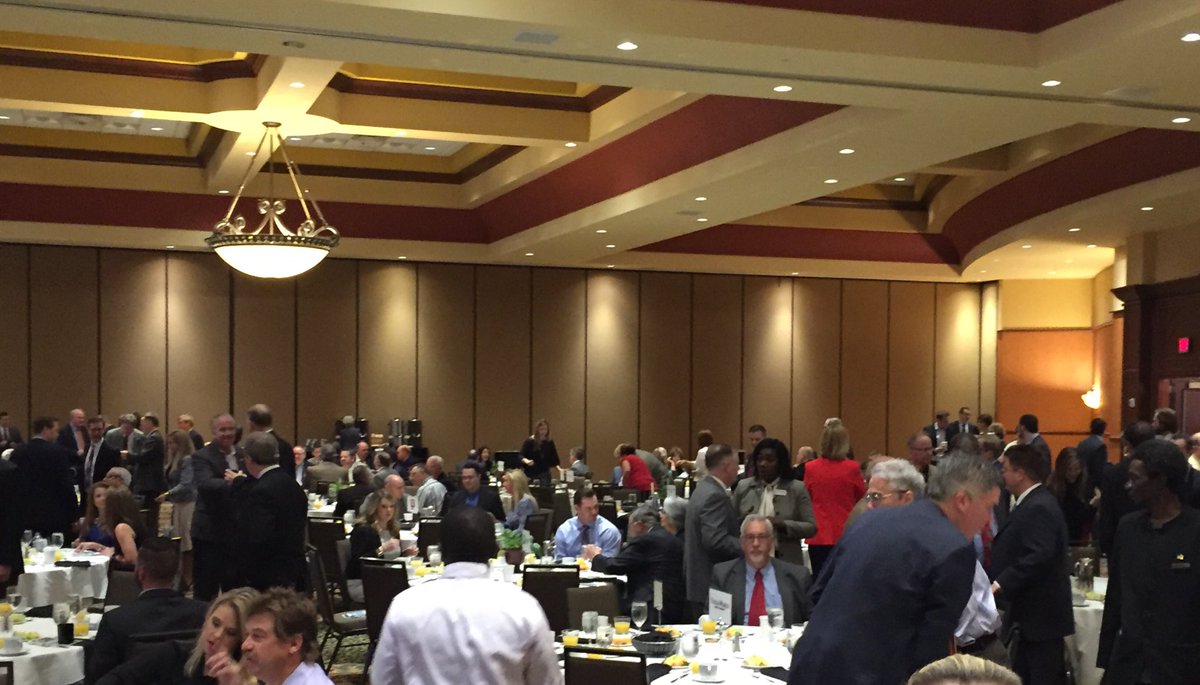 rentulsa's tweet photo. #tulsametrochamber legislative briefing! https://t.co/xHD4hZnjQg