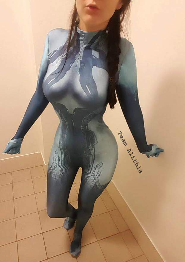 cortana halo 4 cosplay