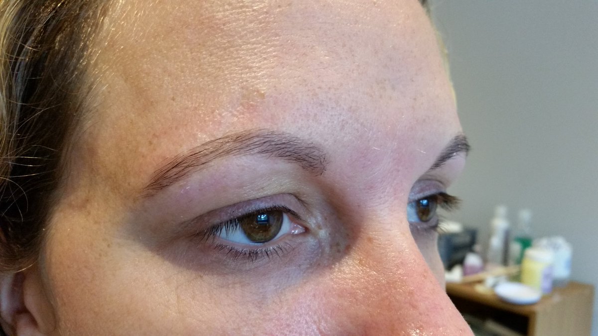 RefinedBrows's tweet image. Refined Brows, looking great! Can do various brow treatments. Contact me for appointments #Hitchin #refinedbrows