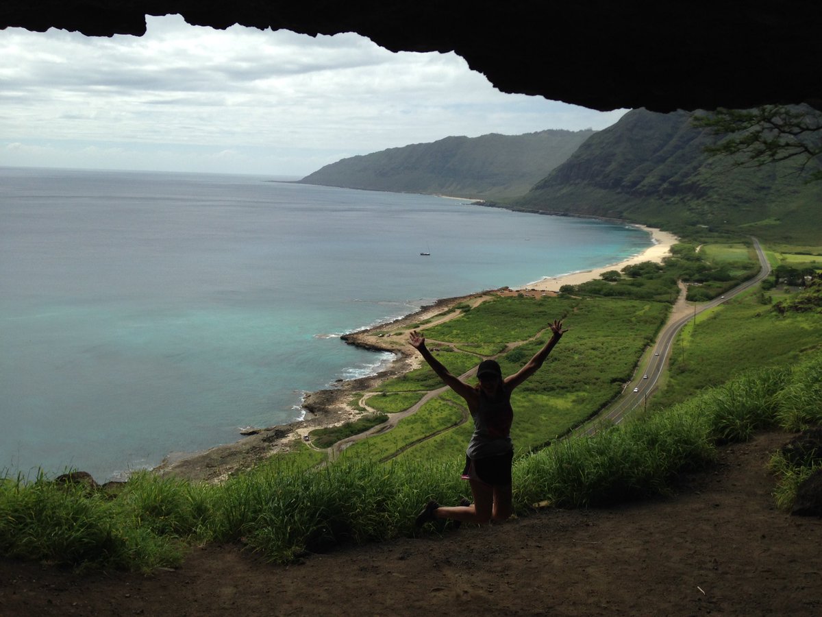 Aloha <a href="/emirates/">Emirates</a> ACT to HNL would be ono!   #Ticket2Anywhere Mahalo!