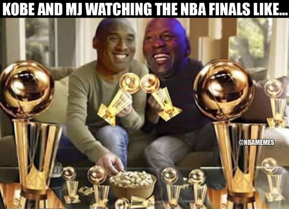 NBAMemes's tweet photo. Kobe and MJ chilling. https://t.co/SGVBdJuR9s