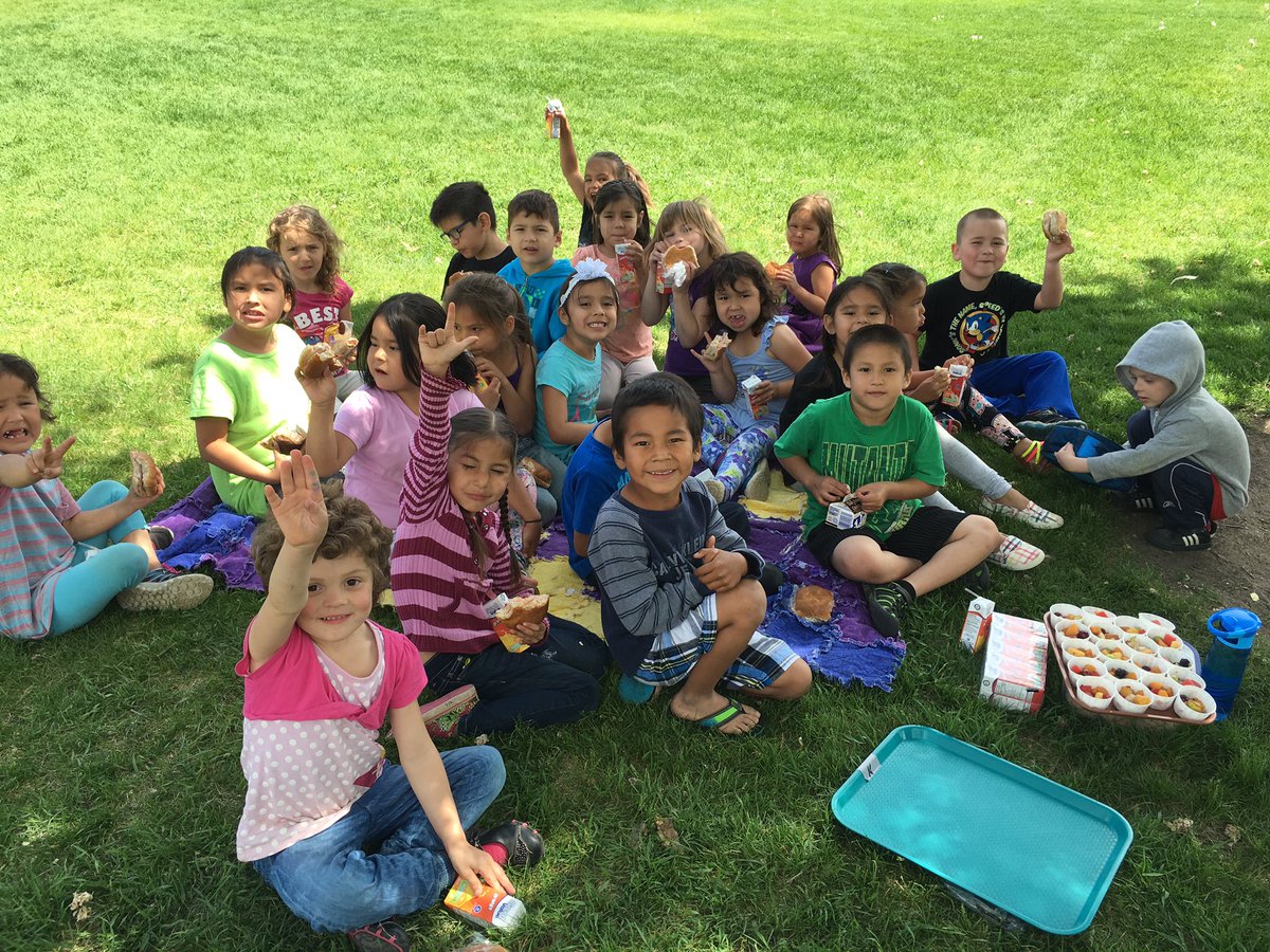 mrsperehudoff's tweet image. Picnic Lunch??  Yes!!  #JuneFun #yesday @ConnaughtNB