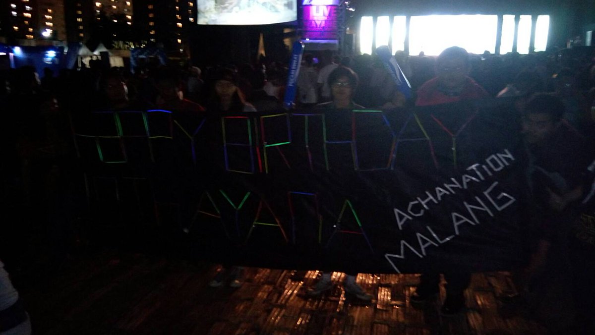 ACHANATION_MLG's tweet photo. Project kita tadi 😊 "HAPPY BIRTHDAY AYANA 19TH" semangat terus bikin ayana seneng 😊 cc:@achanJKT48 https://t.co/CkM90gHcCk