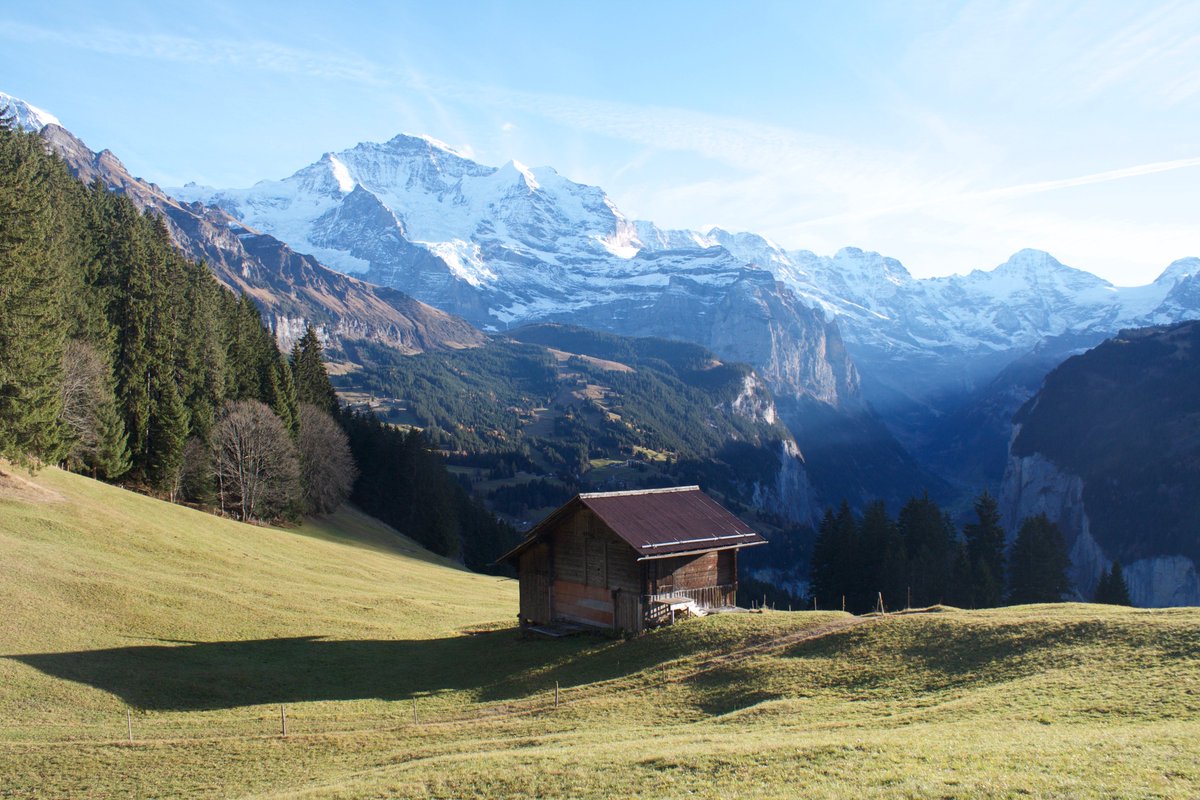 mitopel's tweet photo. Throwback to 7 months ago in Wengen, Switzerland. As surreal as it looks, no editing here! @uscellular #MyAnywhere https://t.co/VW0ugX6bn4