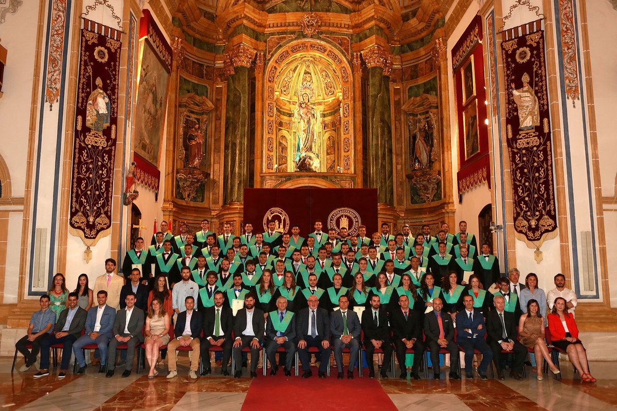 Foto oficial de la graduación de hoy de <a href="/UCAM_CAFD/">UCAM Facultad de Deporte</a>
