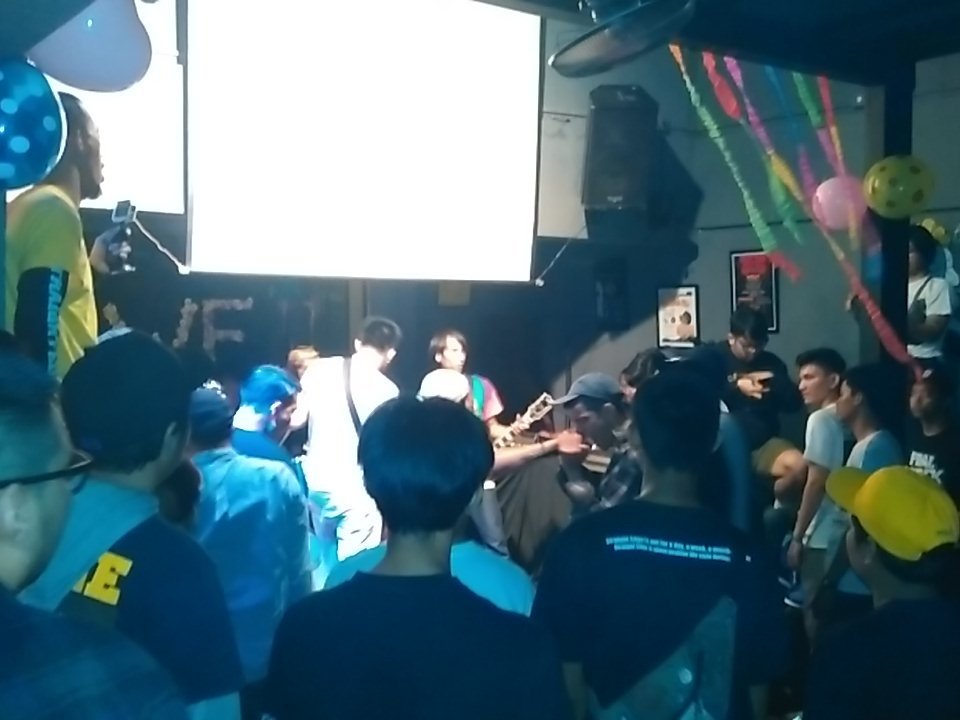 At Borneo Beer House Kemang. <a href="/FinalAttackJHC/">Final Attack</a> always hard..!!! #walkfearless #albumlaunch