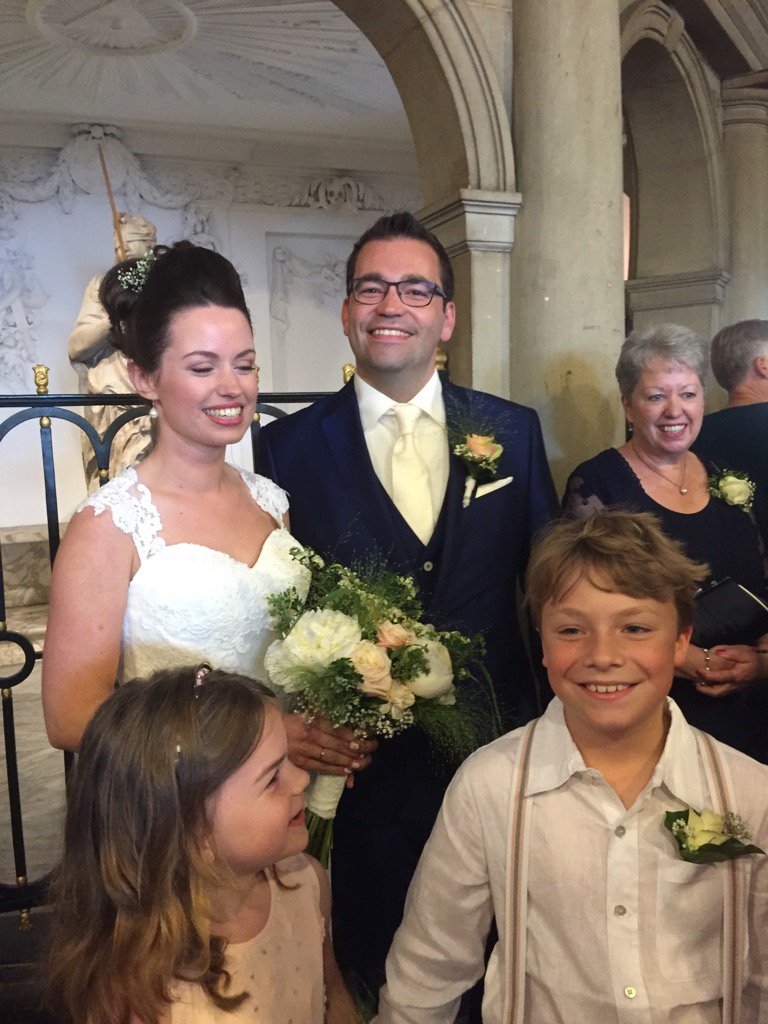 Yes he did it ! Finally. Wish Sander &amp; Julianne the best.