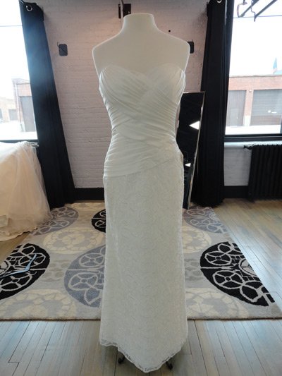 DreamDressExp's tweet photo. This pretty Ivory @RomanticBridals dress is our #featuredfriday dress! What's your favorite? https://t.co/eFCpwfq7ma https://t.co/q35Rfl1X8U