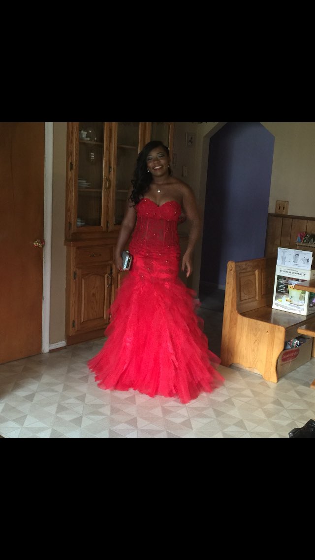 SL2k16Prom tweet picture