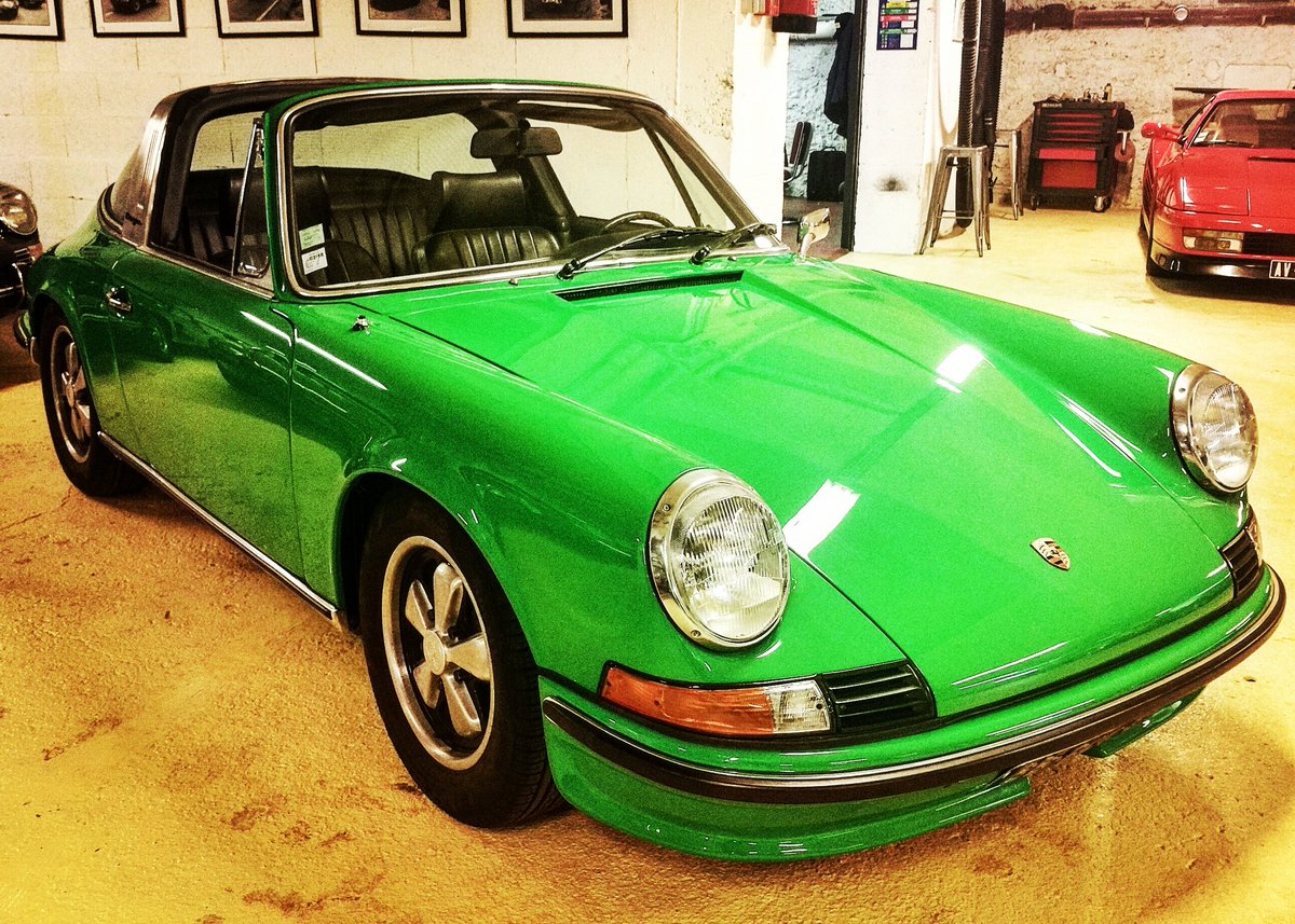 #Porsche #Targa 911 #green in Paris #ElevenCars