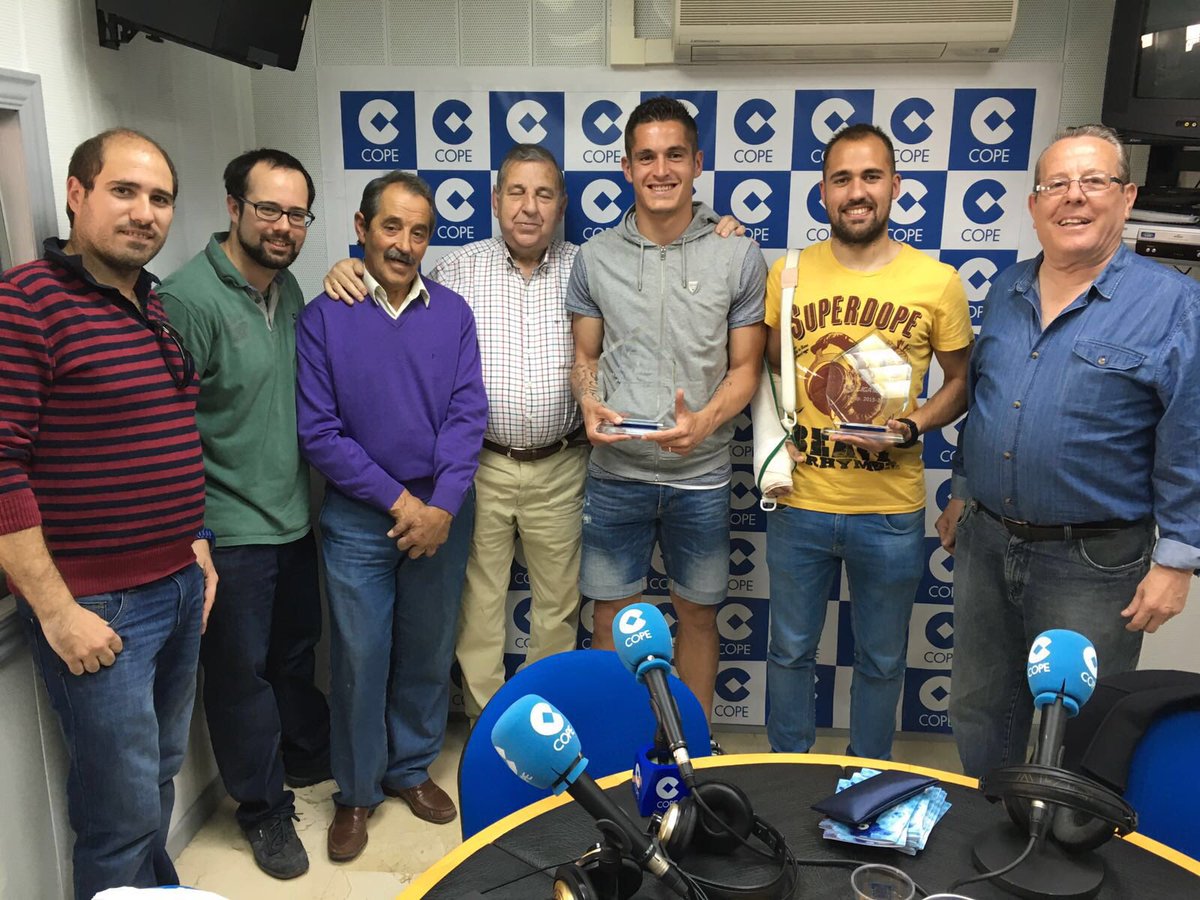 #twnum Entrega de los premios de <a href="/CopeSoria/">COPE Soria</a> y los Donantes a Pedraza y <a href="/unaimedina/">unai medina</a> Mejores jugadores de la temporada