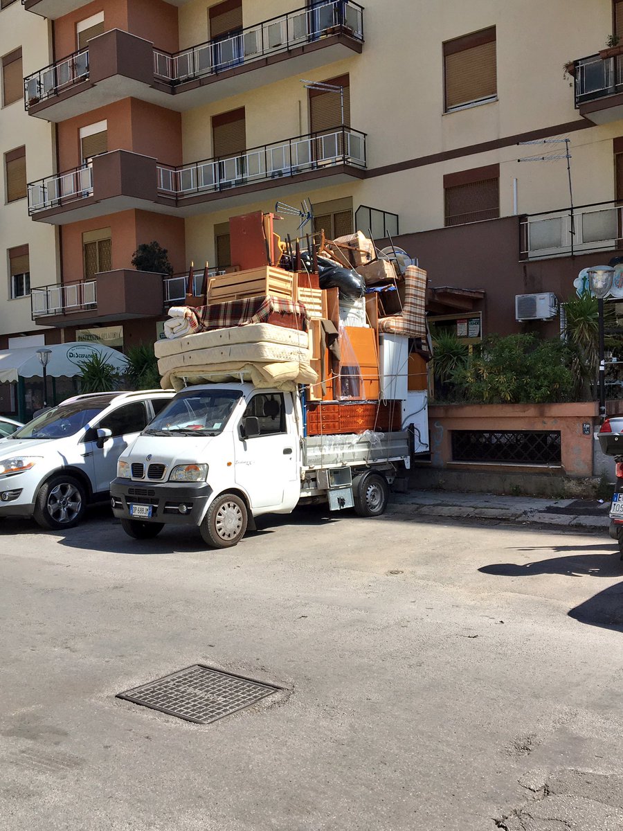 alesbond's tweet photo. .@junfranz1 @vitale_rosalba @Palermodamare @Palermer @FedericaVirga @salvogan @PALERMOPM @Nico_Leo78 #palermo https://t.co/fdTTKYAyV2