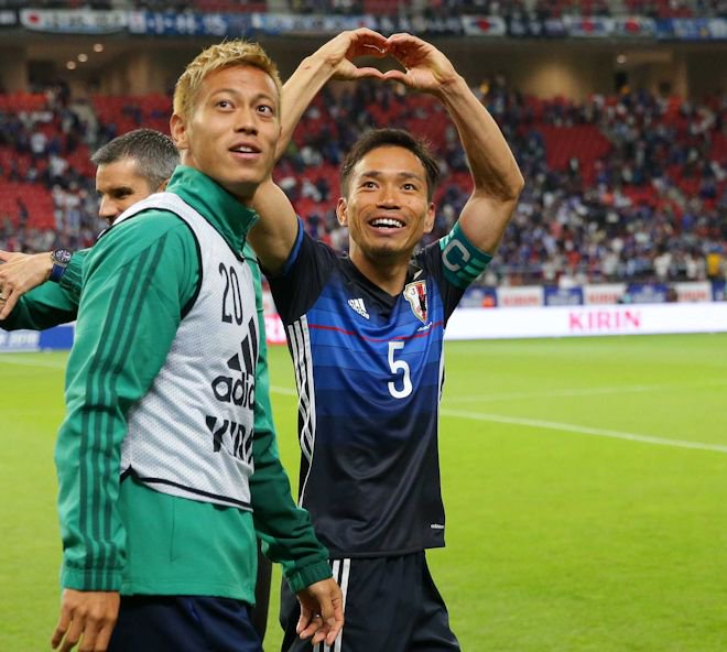 Twitter 上的 ワールドサッカーダイジェスト編集部 中山雅史氏の アモーレは のツッコミに 長友が 勝利を届けられて嬉しい T Co Hlzysp8kjk 長友佑都 キリンカップ 平愛梨 キリンカップサッカー16 三瓶 長友質問 T Co U9ttlzmsdl
