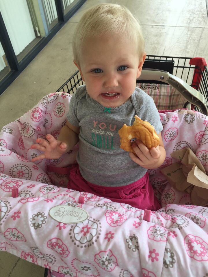 coachpoyner's tweet photo. My niece is as happy for #NationalDonutDay as I am! Yup, she's a Poyner!! Love my girl!! #FaithRose โค๏ธ๐น https://t.co/1SeeeaIctx