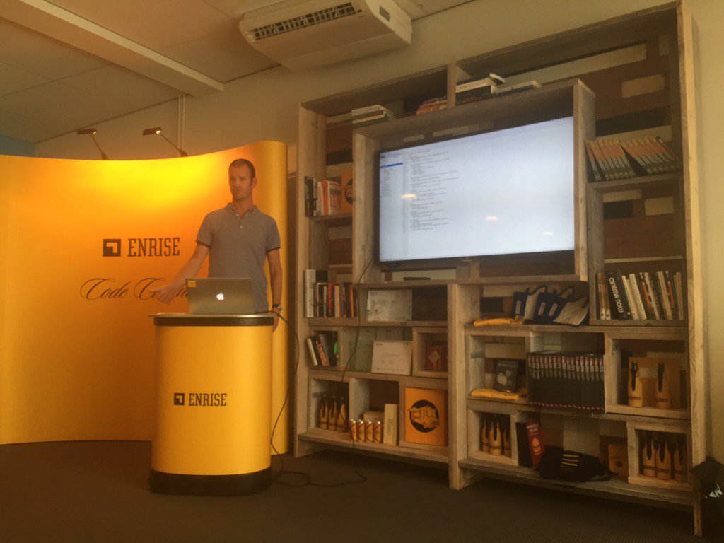 Friday afternoon knowledge sharing <a href="/enrise/">𓆩✧𓆪</a>.10 minutes slots to share learnings. @jrvandijk now taking the stage! :-)