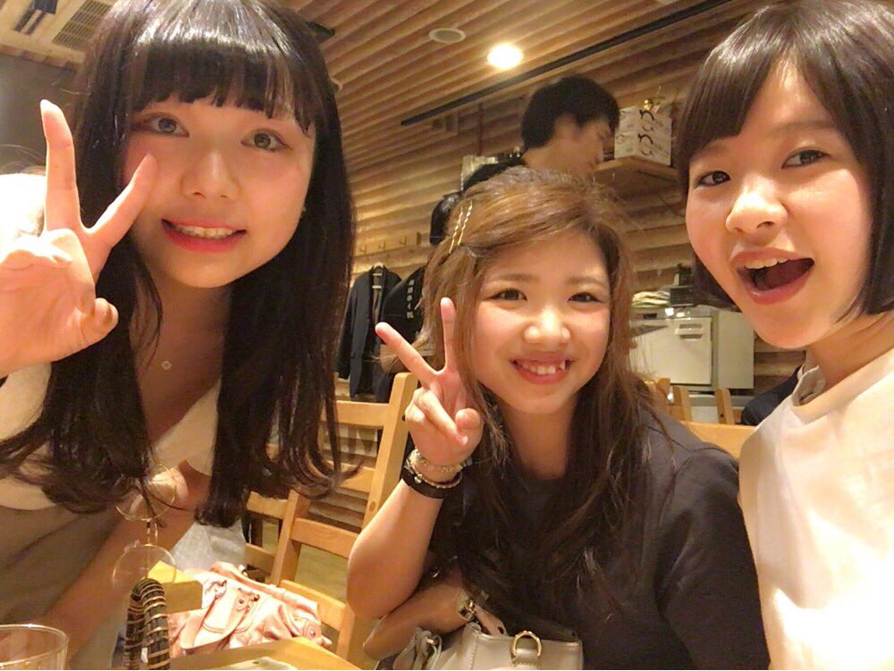 halyu715's tweet photo. ほんまにほんまに大好き。素敵。
🌳で出会えた仲間🌳内定祝えてよかった😊💕頑張りましょう。

しゃべりすぎて写真なさすぎ。３人でもっかいチャペルしたい切実な願い。ありがとございましたまた遊んでください🙄💗💗 https://t.co/QoSPVO9VOZ