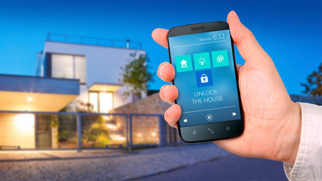 AFordeRealtor's tweet photo. Everything else in your life is #remoteconnected. Why not your #home? https://t.co/q6wG145lfw https://t.co/chdSzzy3Lp