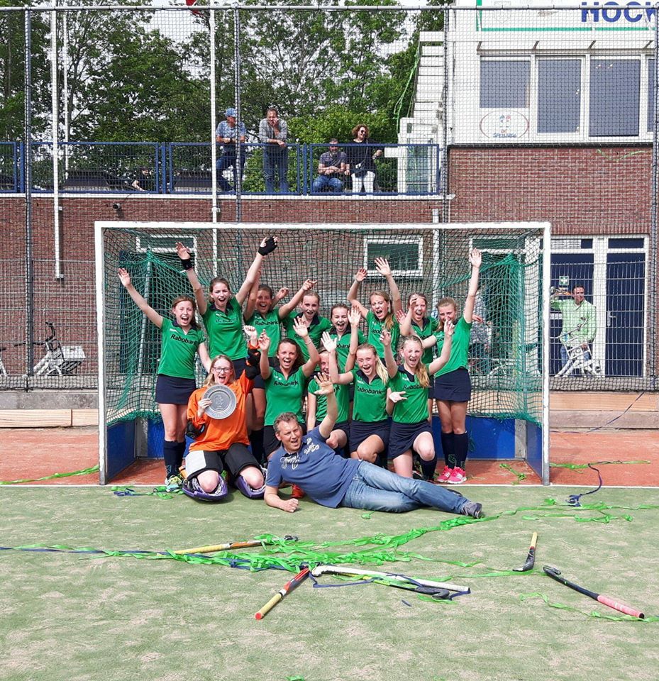 Toppers MC2 doen gezellig mee voorhoutbeweegt.wordpress.com/2016/06/03/top…