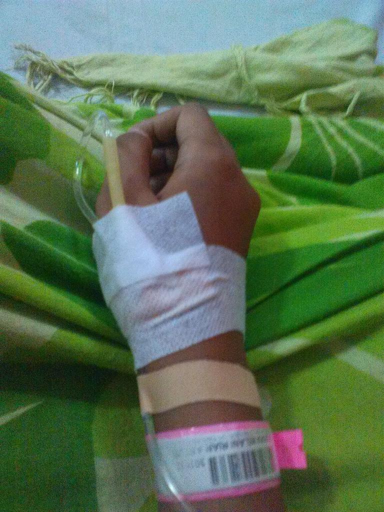 deboramelanira's tweet image. Semangat yaa kak @echasoemantri ,saya denger the voicenya lewat youtube aja deh 😂 #askES