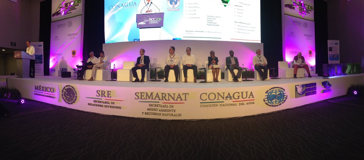 ANEASdeMexico's tweet photo. Mesa temática Gestión duradera de las cuencas: planificación y sostenibilidad en la #RIOC2016 https://t.co/OWxEdwbBCM