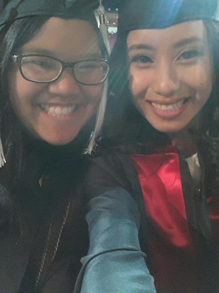 VivaceBelles's tweet photo. #FBF #FlashbackFriday #2016chemgrad #FSGrad16 Some great days to end before summer began! Chemistry & Communication! https://t.co/AQfKQQhT86