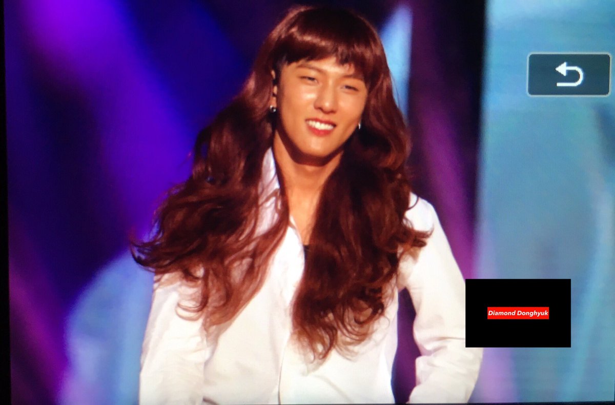 Diamond_D_0103's tweet photo. 160603 iKONCERT in  선전 prev11
#동혁 #Donghyuk #아이콘 #iKON https://t.co/UPxlxtRgcr