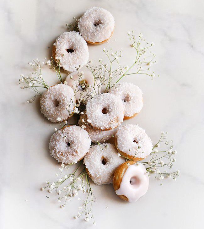 When #nationaldonutday meets #flowerfriday! 🌸 photo via our pinterest >  pinterest.com/theluckyfeather