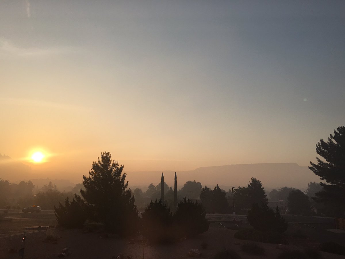 unrachable's tweet photo. Hazy morning in #Sedona due to planned and unplanned fires #smognotfog https://t.co/xQu2KHZhm2