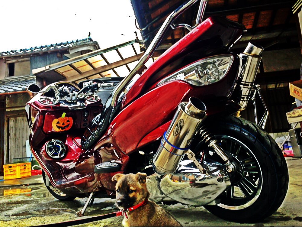 0601_akn tweet picture