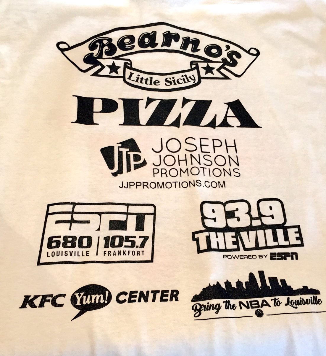 nba2lou's tweet photo. Free t-shirts &amp; pizza voucher from @BearnosBTB win you purchase @NBAatYum tickets today at @kfc_yumcenter https://t.co/8TfQHbWNwN