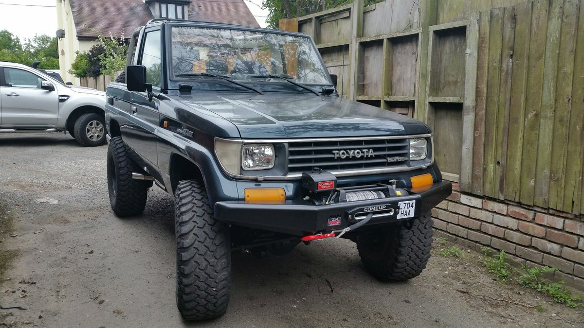 @ToyotaGB #LandCruiser our 75mm longer custom drum @ComeUpUSAwinch Gen2 seal 9.5rs #winch. Thanks to <a href="/westcoast4by4/">West Coast Off Road Centre</a>