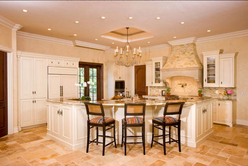 LuetgertDev's tweet photo. We love building beautiful custom #kitchens! Which one's your favorite? https://t.co/9Kqg9i28b2