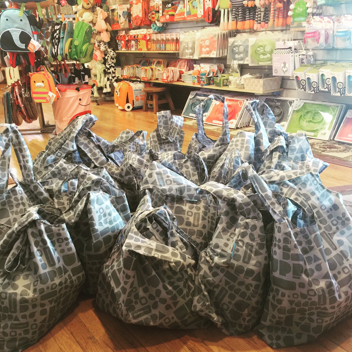 Look at those gift bags! 😍 #ilovenorfolk
