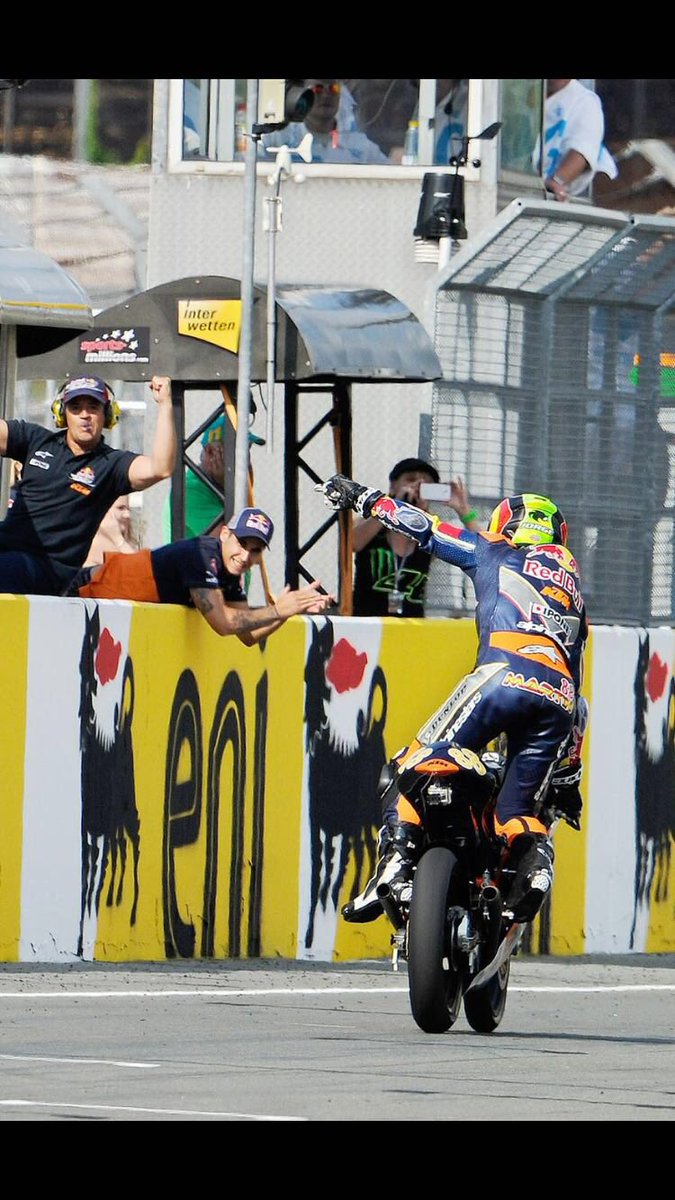 Gracias Luis, gran persona esta foto lo dice todo!  Descansa donde estés, te echaremos en falta.