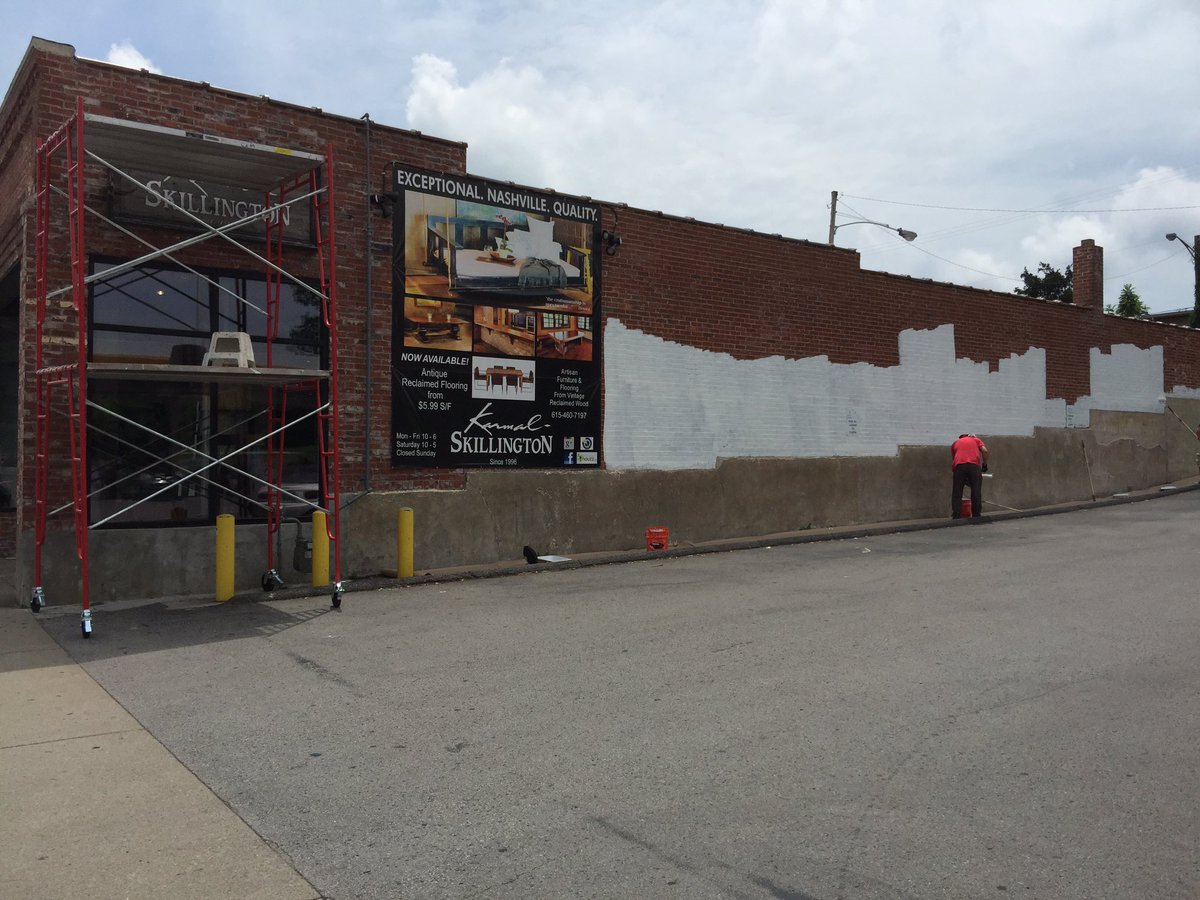 Murals's tweet photo. Getting the wall ready at #KarmalSkillington for another #mural to replace the wrecked one. Rain, rain go away. https://t.co/IeX9UfCDAr