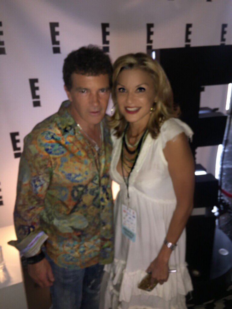 gtorresorti's tweet photo. #MIAFW16 #antoniobanderas #opmakeupstudio https://t.co/7P1oS1qVXc