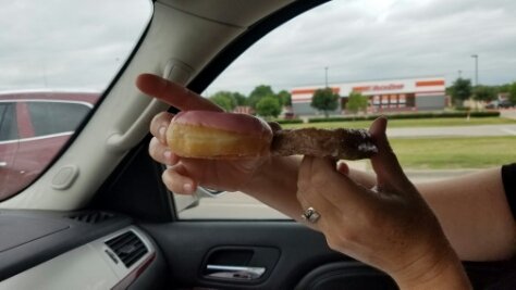 Argylesalisbury's tweet image. #KrispyKremefail  #KrispyKreme Sad we went here for Mother's Day drove because we're in a hurry and got this!