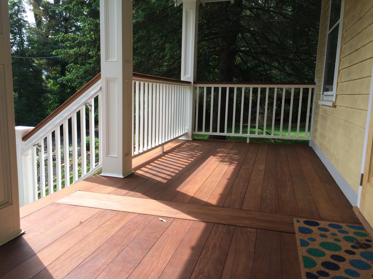 Beautiful IPE Decking w INTEX Hampton Railings &amp; IPE Top Rail. Mitered picture frame brdr &amp; dbl feature strip. Sweet