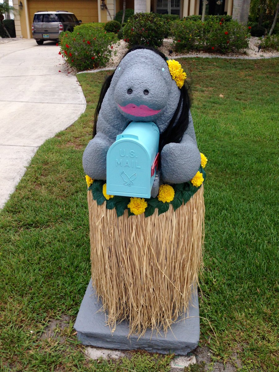 JanThornburg's tweet image. Happy Friday! Spotted in PG. #MailboxFun 😎📫