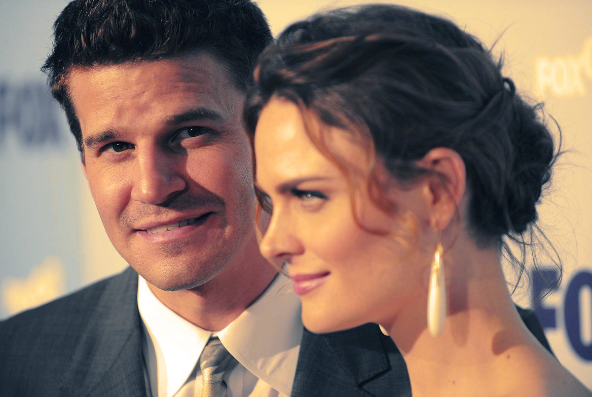 #Demily 😍❤ #Bones #bonesonfox