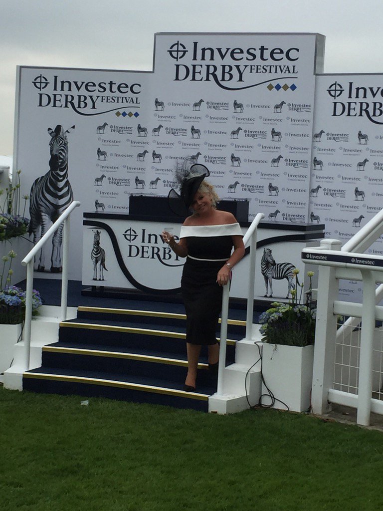 KeithJLockyer's tweet photo. Didn't win much today but @DebbieLawATNBG is the true winner. @NouveauLashes @BSoftley https://t.co/dovnLttB0H