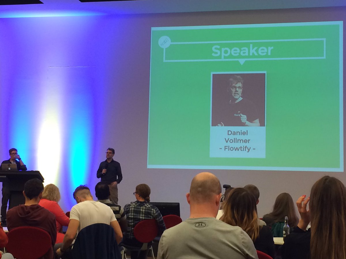 swhandel's tweet photo. Es geht los!Daniel von @Flowtify jetzt als Keynote auf dem Startup Weekend Metro #startups @StartupWeekend #swhandel https://t.co/JVFVH7u50Q