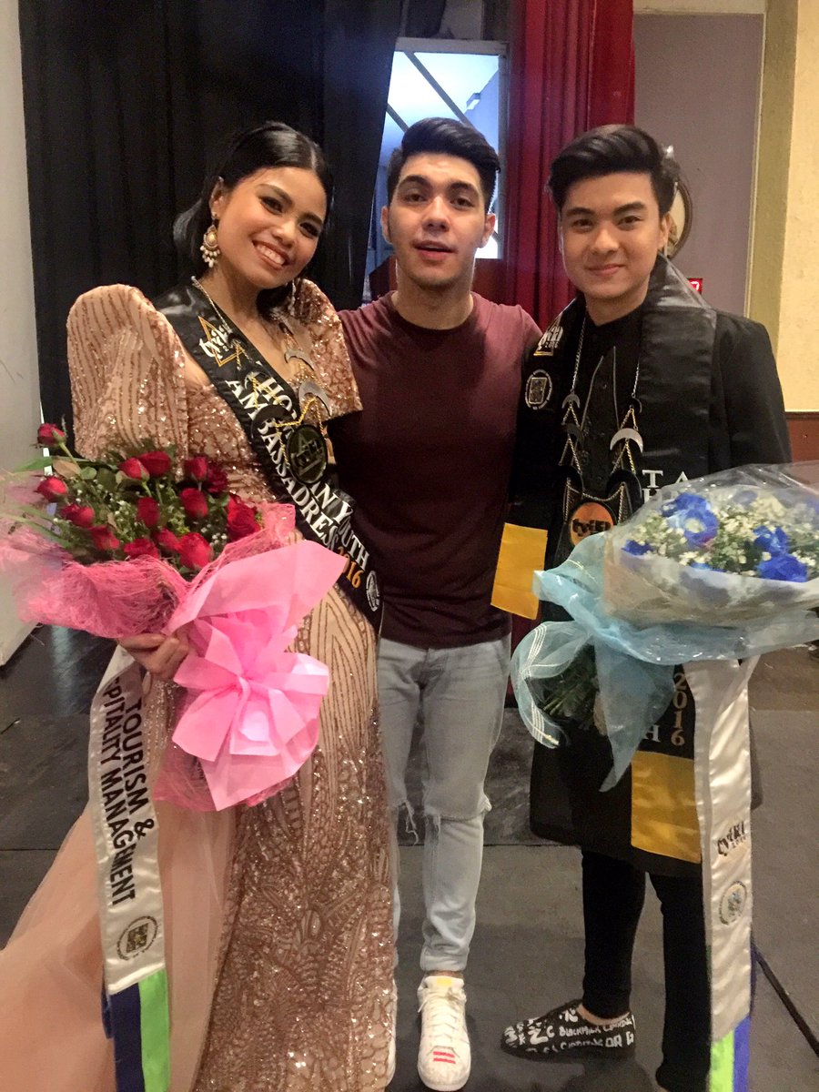 ianmau's tweet photo. 10 years in the making but yea, 'twas all worth it! 👑💙💚 #TYAA #MGM #CTHM https://t.co/amZhRgsYQ0