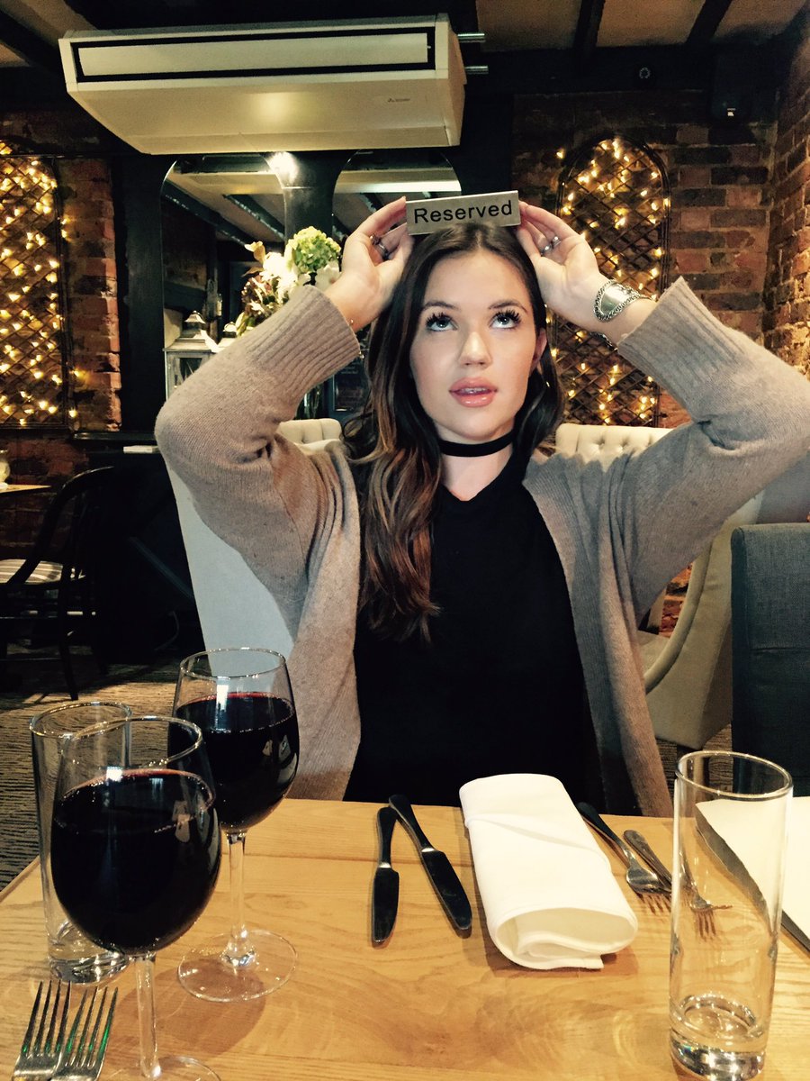 KarisKennedy's tweet photo. @grumpybrockham reserved for @elle_clancy 😘😘😘😘 best dinner ever 💃🏼💃🏼💃🏼 https://t.co/GOBi8BccLg