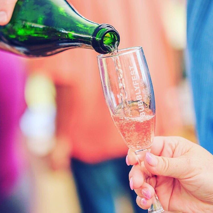 palminawines's tweet photo. @BubblyFest June 12 from 1-4 in #la #pop some  🍾  #sparkling with us: https://t.co/qUJmrIkDXq https://t.co/qTuAf0Vep1