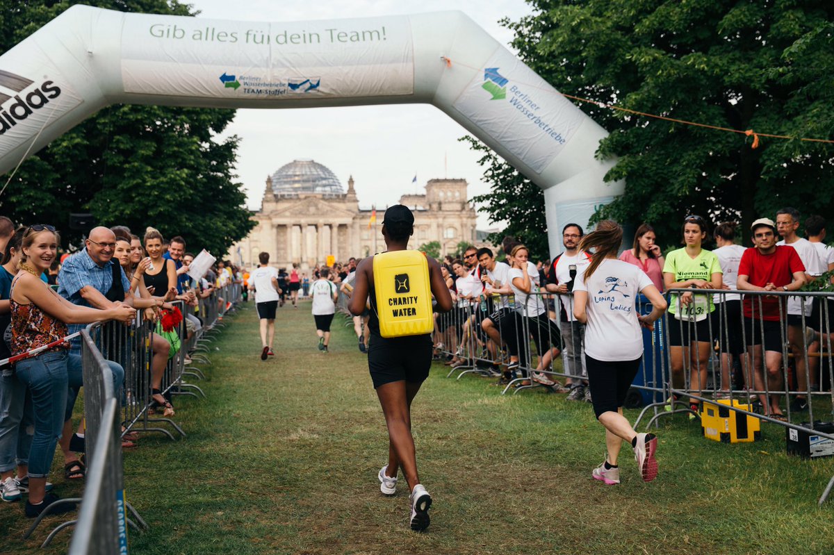 future_minded's tweet photo. Today we ran for the 6th year to support @charitywater in bringing clean water to people: https://t.co/j9WEv5bGqB https://t.co/jWApceH0U7