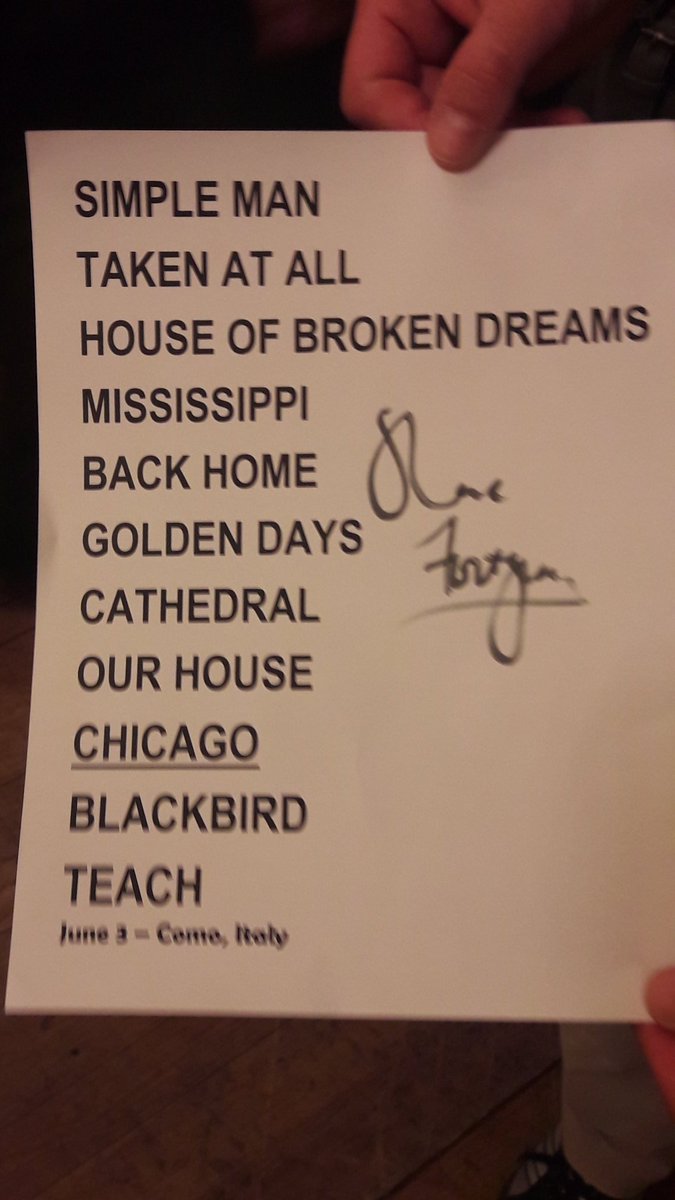 Thanks <a href="/TheGrahamNash/">Graham Nash</a> Shayne Fontayne  <a href="/TeatroSociale/">Teatro Sociale Como</a> <a href="/bminghetti/">barbara minghetti</a> for an amazing night