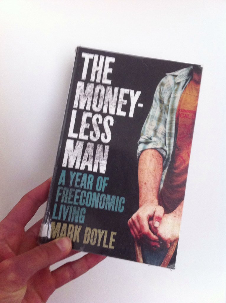 BorowskiPaul's tweet photo. Going to be starting this soon...

Anyone read this one before? 

#reading #BookWorm https://t.co/cSMFSrLy9f
